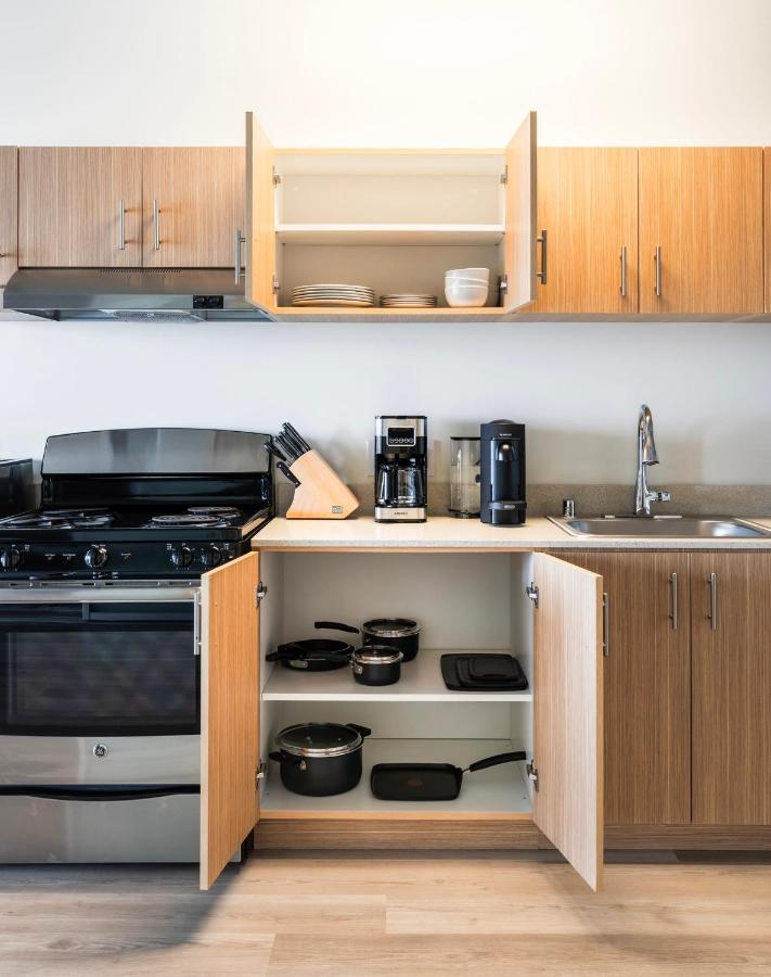 Apartment New 2br Upscale Hollywood *